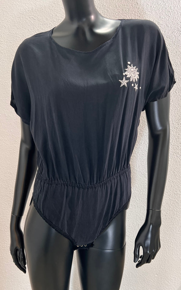 Vintage Laurel Sun Moon Stars Silk Body