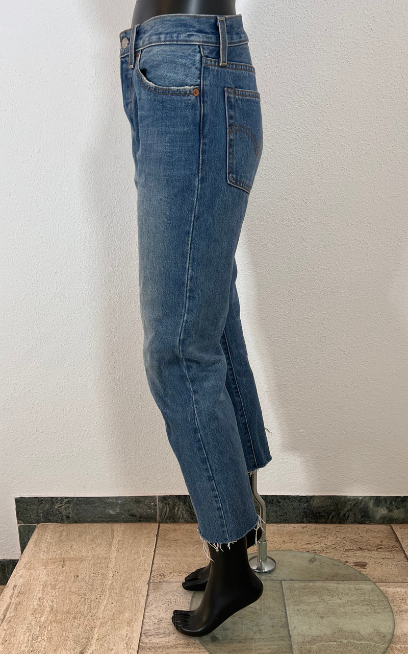 Levis Cropped Denim Pants